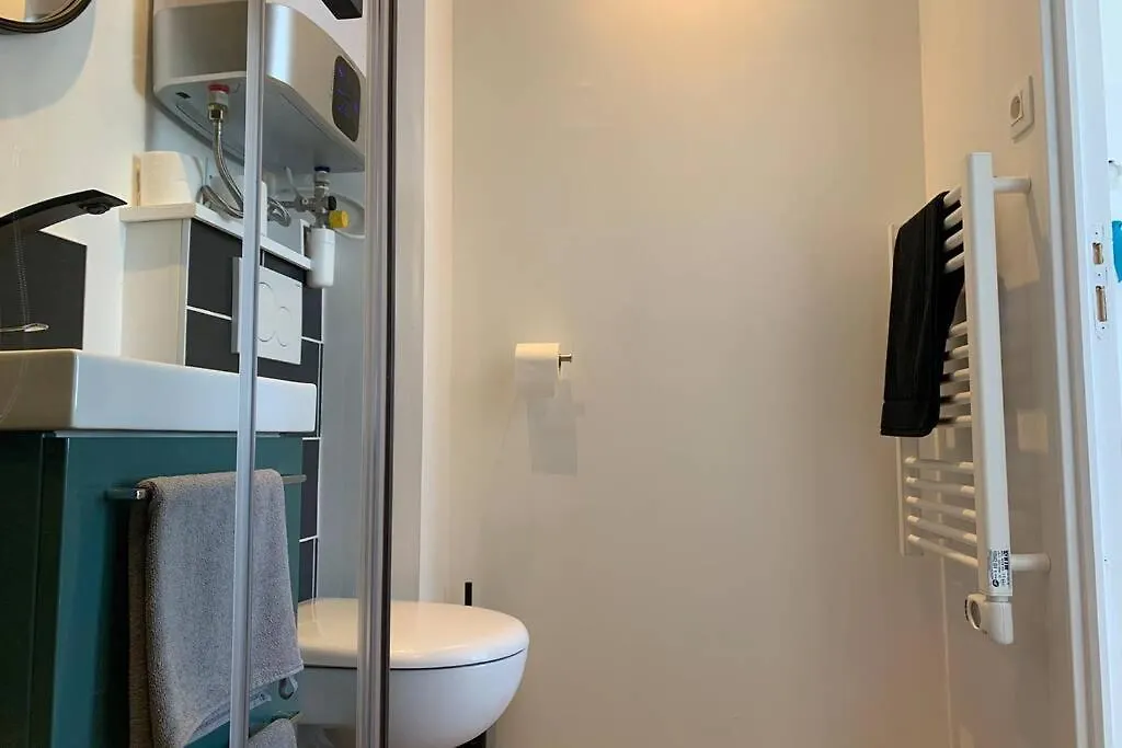 Le Petit Loft - Studio - Wifi - Coeur De Ville - Parking Pont-lʼAbbé 0*,