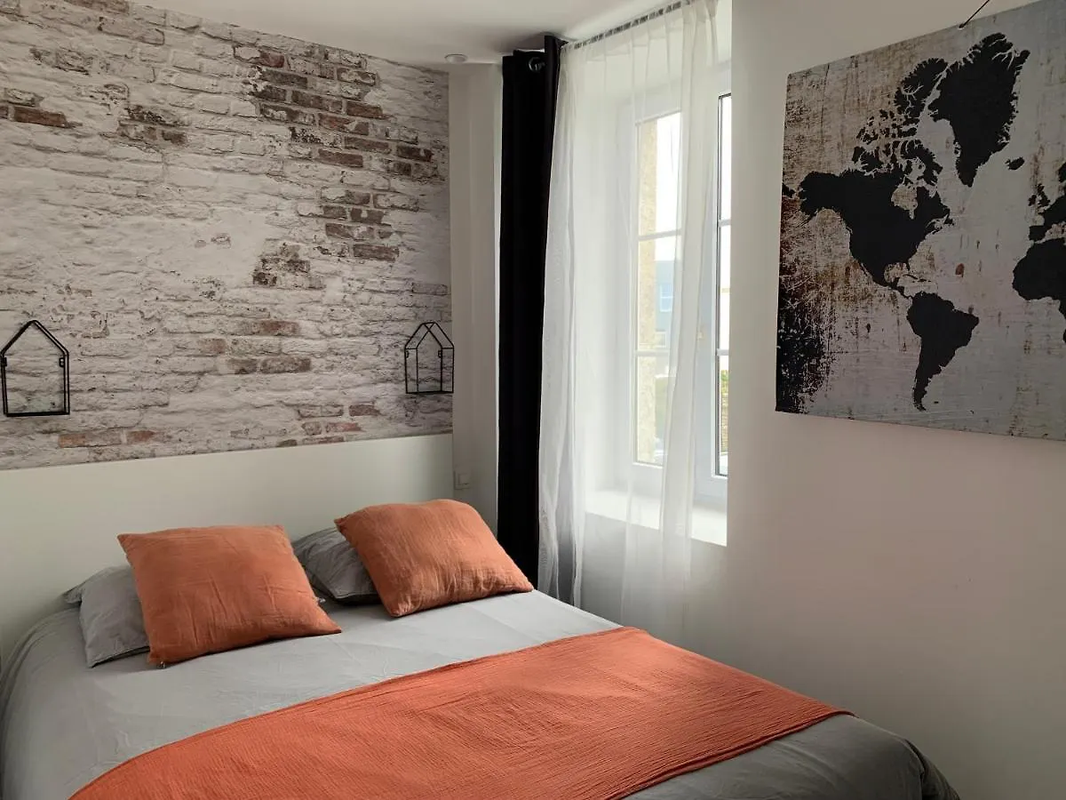 Le Petit Loft - Studio - Wifi - Coeur De Ville - Parking Pont-lʼAbbé Apartamento